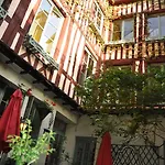 Otel Le Vieux Carre