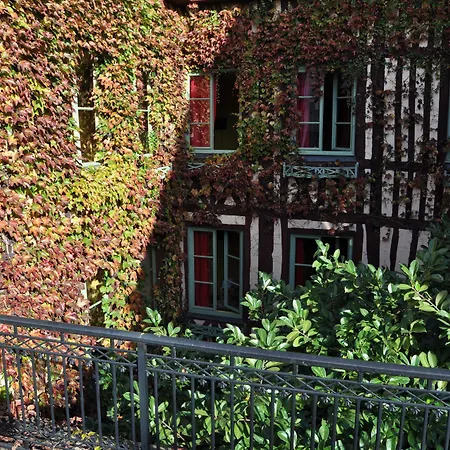 Le Vieux Carre Hotel