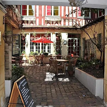 Hotel Le Vieux Carre 2*