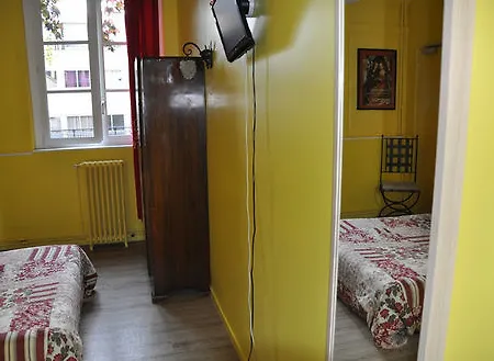 Le Vieux Carre מלון 2*