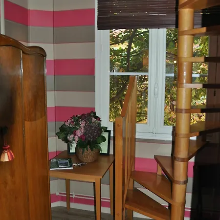 Le Vieux Carre Hotel