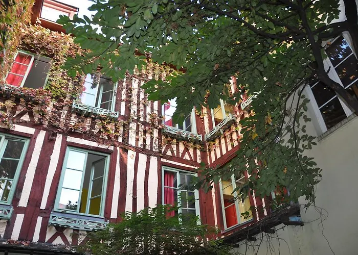 Le Vieux Carre Hotel