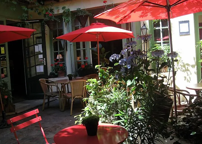 Le Vieux Carre Hotel 2*