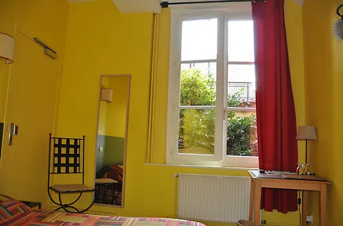 Otel Le Vieux Carre 2*